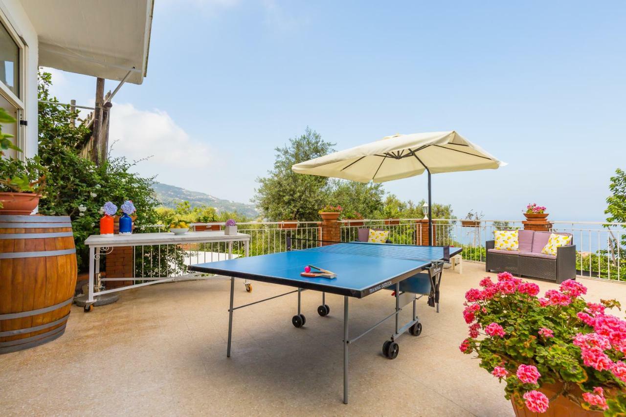 Villa Sorrento Flats Bagian luar foto