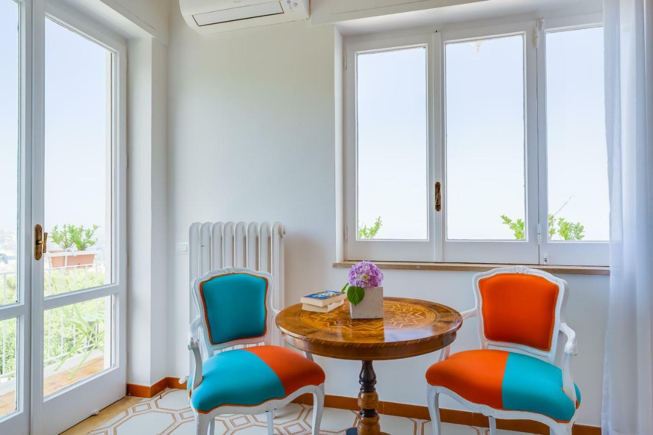 Villa Sorrento Flats Bagian luar foto