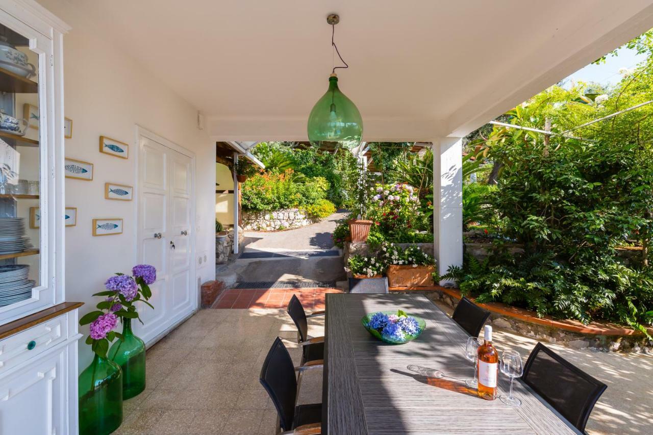 Villa Sorrento Flats Bagian luar foto