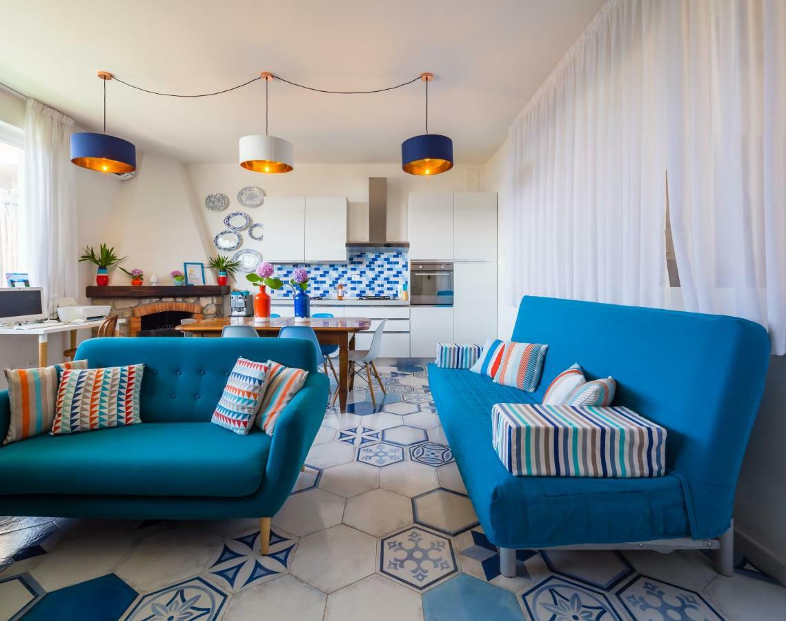 Villa Sorrento Flats Bagian luar foto
